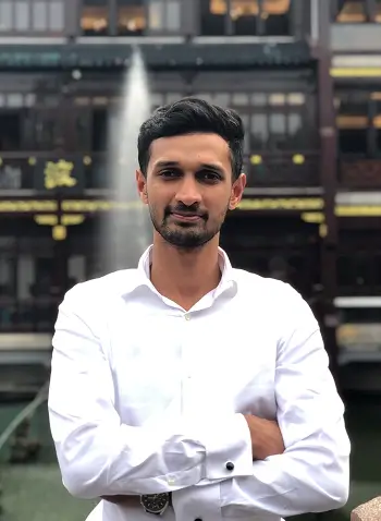 Business-photograph-scaled